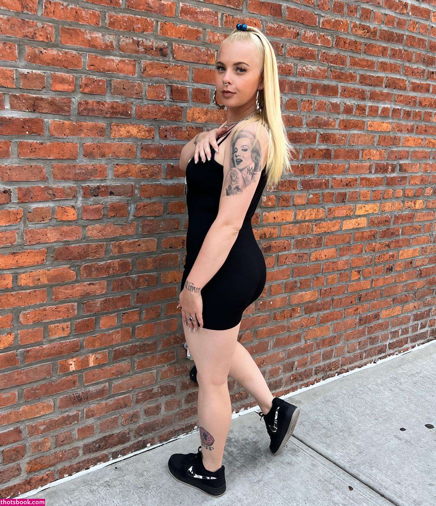 Emilie Brooklyn Photo #10