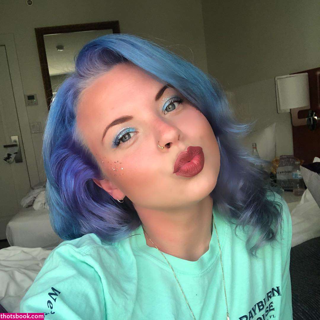 Emilie Brooklyn Photo #19