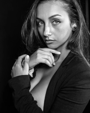 Fabiolaholystone Photo #28