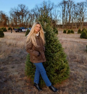 Faith Autumn Photo #16