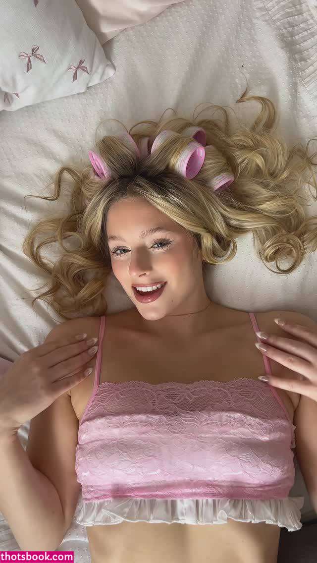 Haley Robinson Photo #5