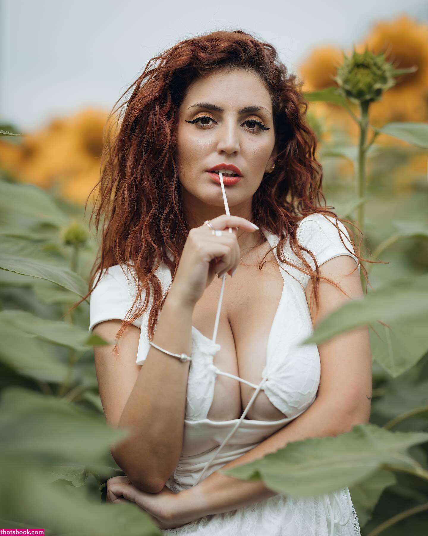 itsmelightblue Photo #4