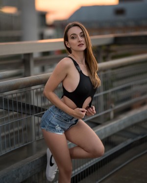 Larissa Schmiederer Photo #18