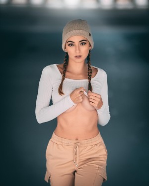 Larissa Schmiederer Photo #21