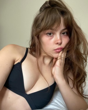 Robin Quick Photo #8