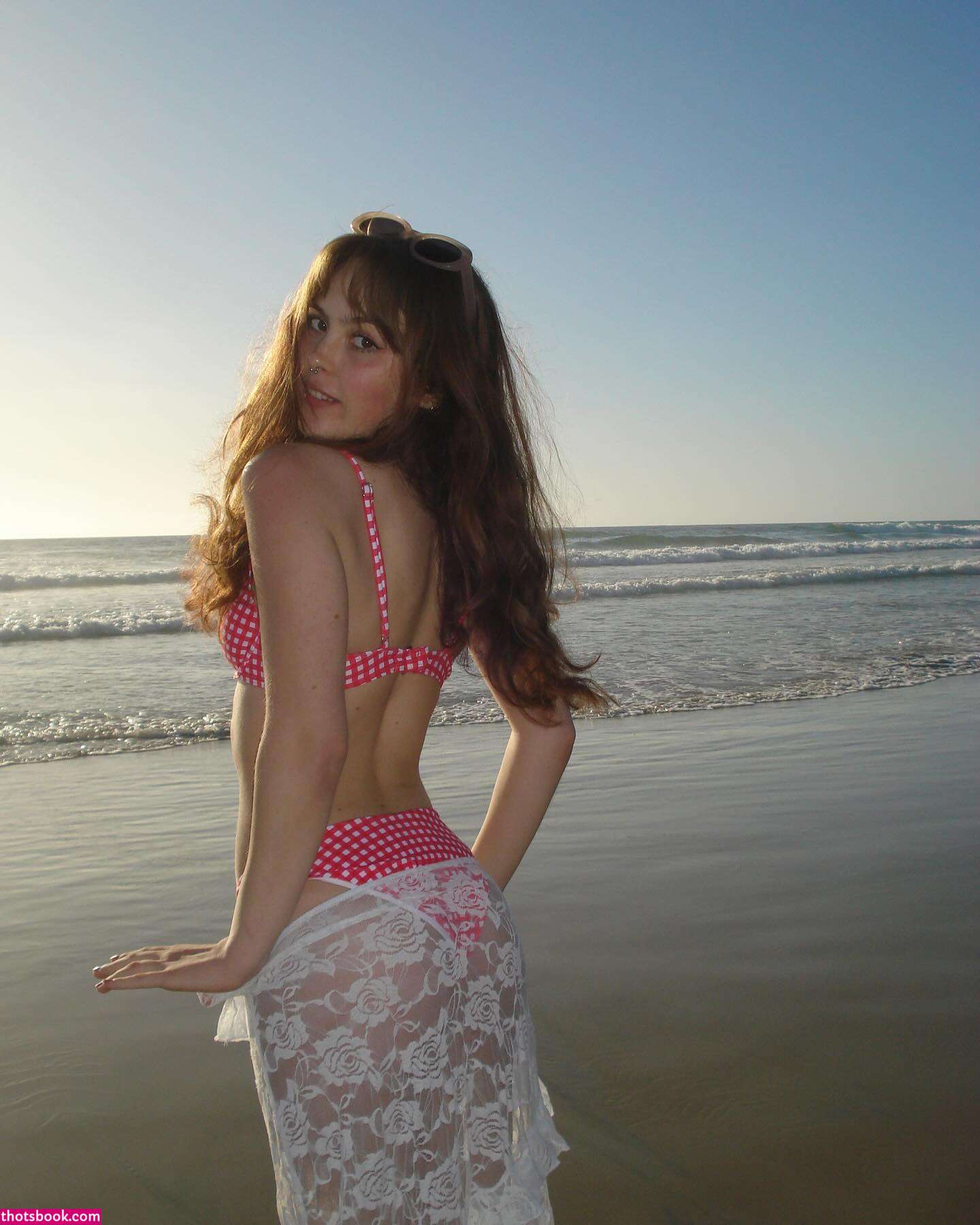 Robin Quick Photo #18