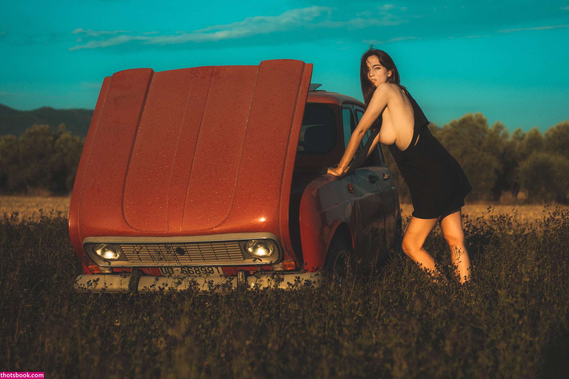 Anna Collini Photo #10