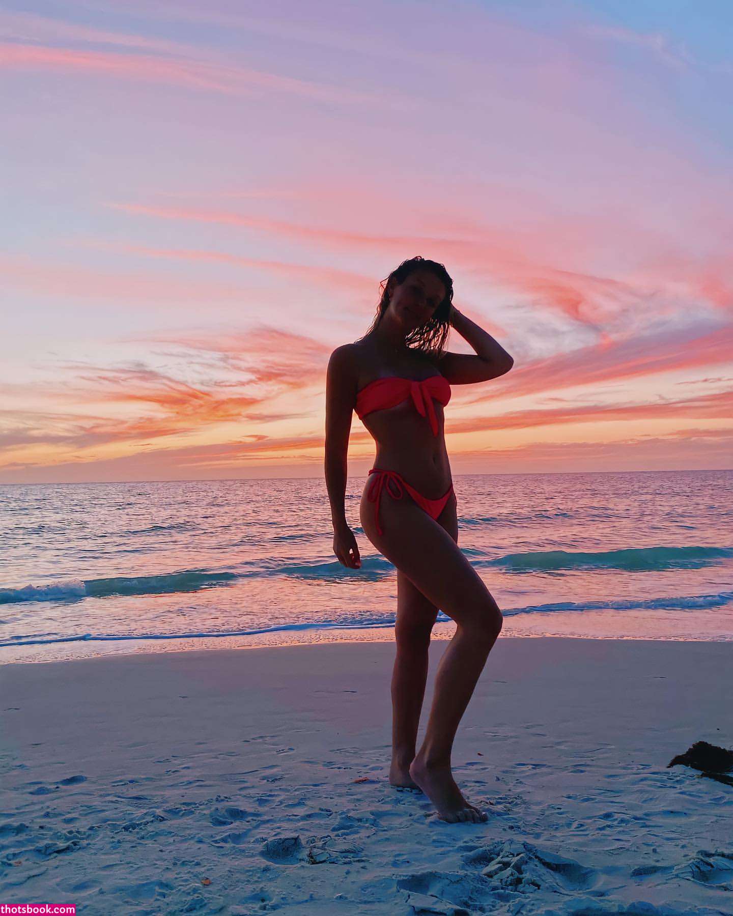 Brooke Goodman Photo #13