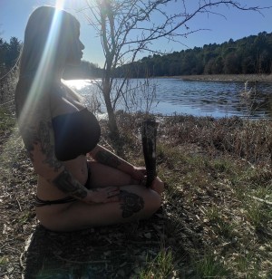 Von Darling Photo #1