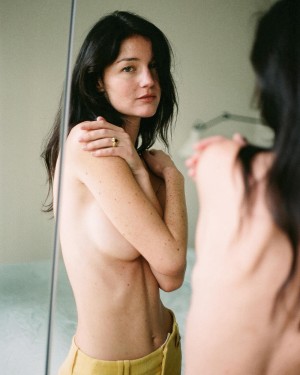 Chloe Bechini Photo #17