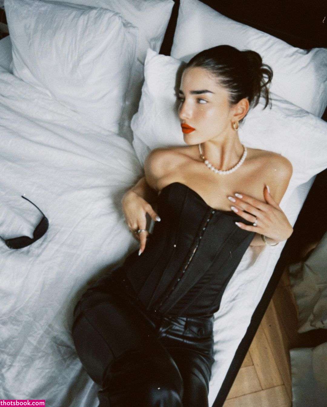 Ella Grossman Photo #16