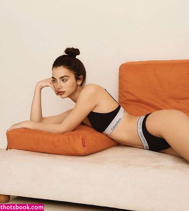 Emily Rinchita Photo #5