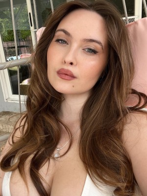 Erin Marley Klay Photo #23