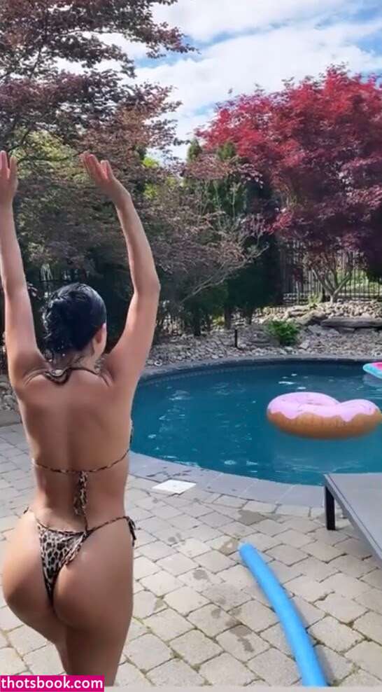 Maria Georgas Photo #18