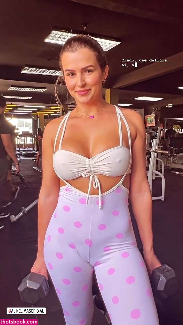 Aline Limas Photo #8