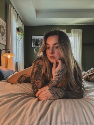 goldenhourgal Photo #8