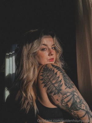 goldenhourgal Photo #22