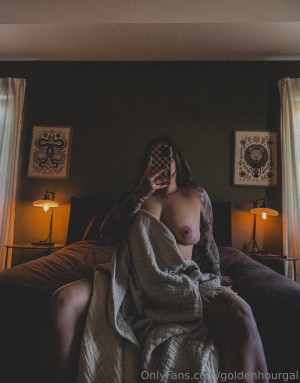 goldenhourgal Photo #31