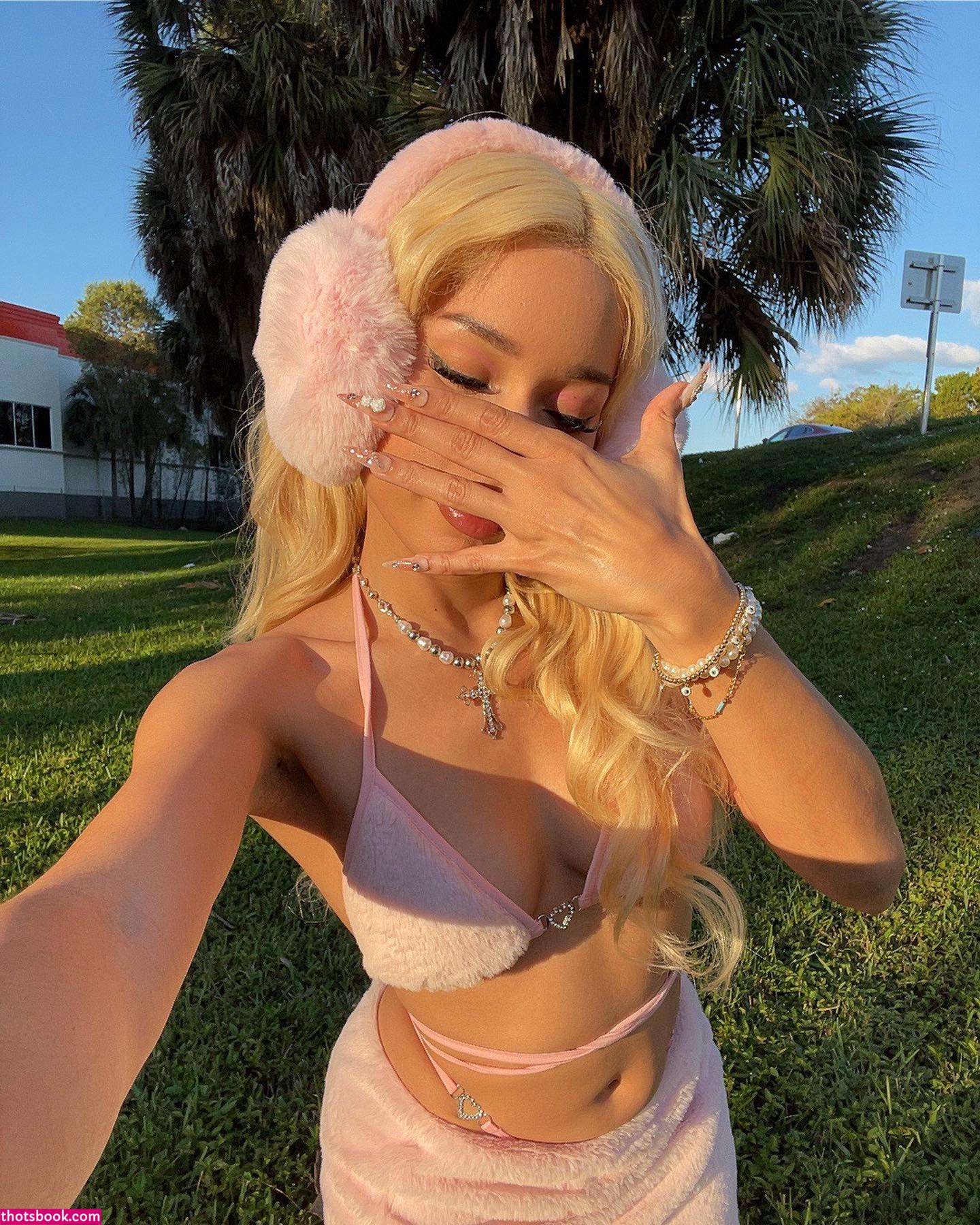 Shibuya Bambi Photo #6