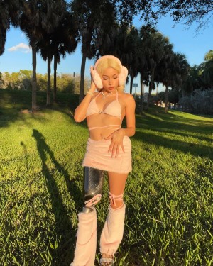 Shibuya Bambi Photo #7