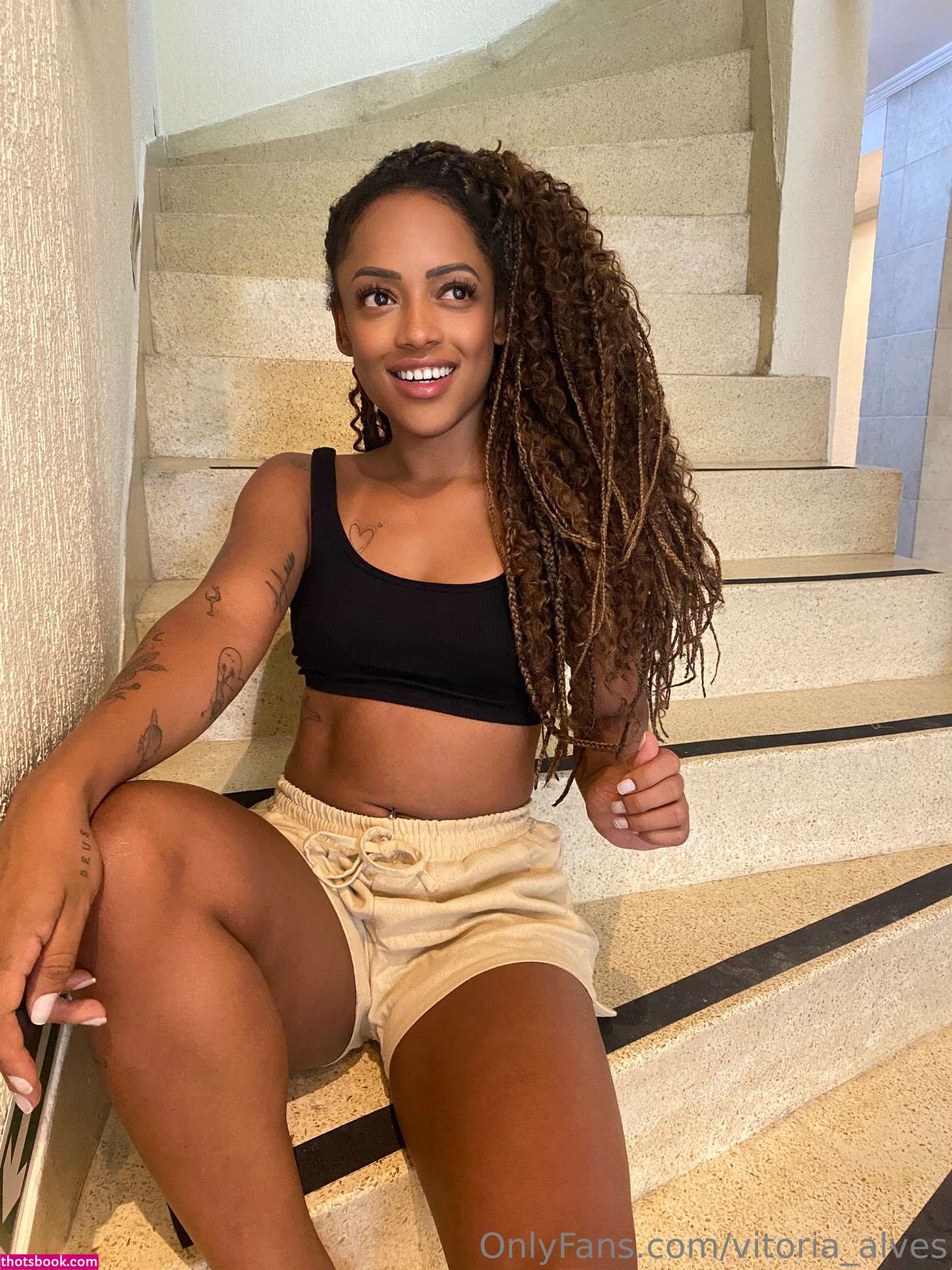 Vitoria Alves Photo #14