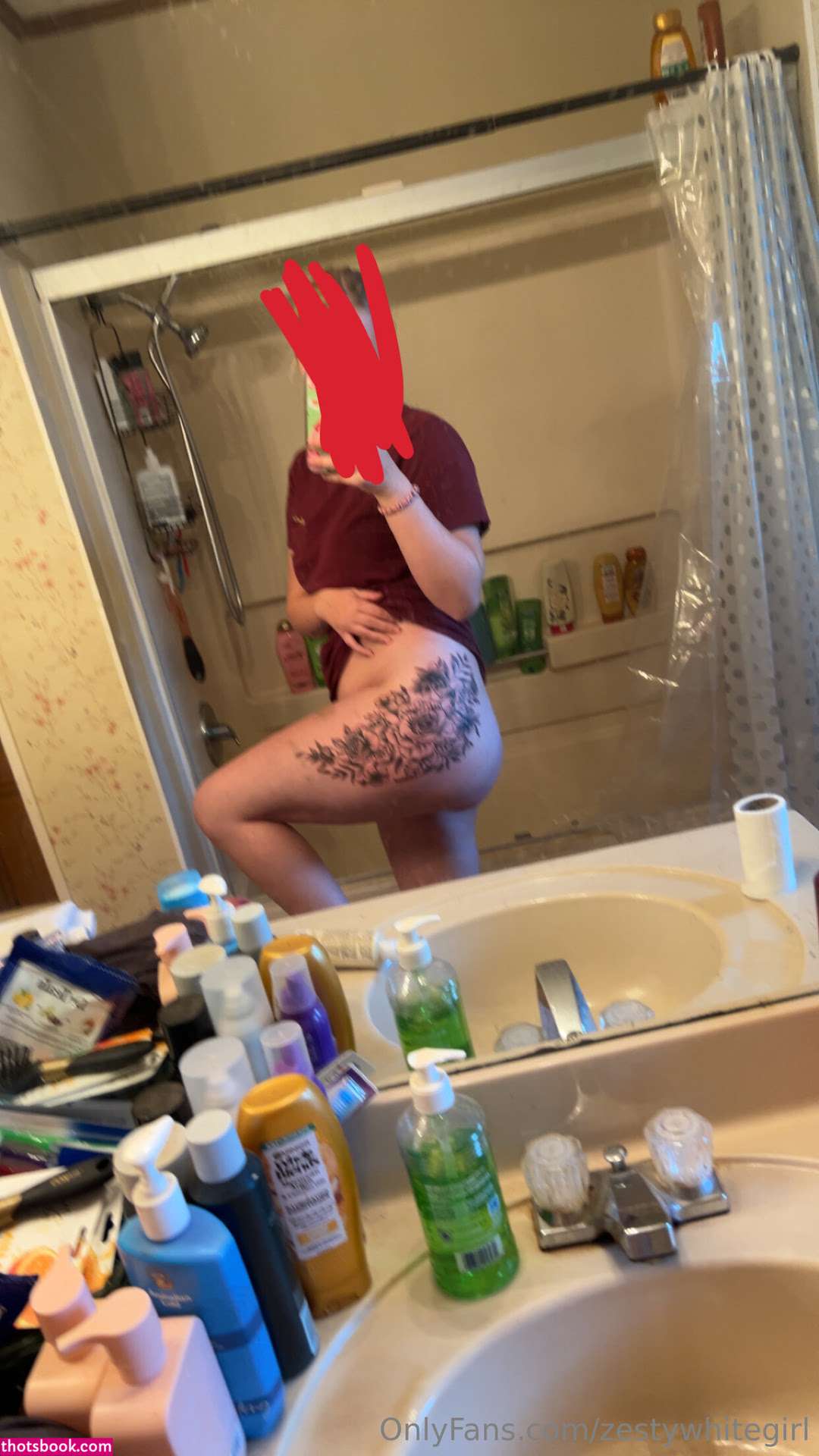 Zestywhitegirl Photo #6