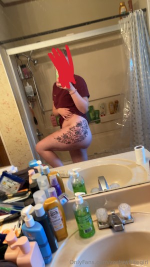 Zestywhitegirl Photo #6