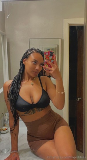 aligoddess Photo #13