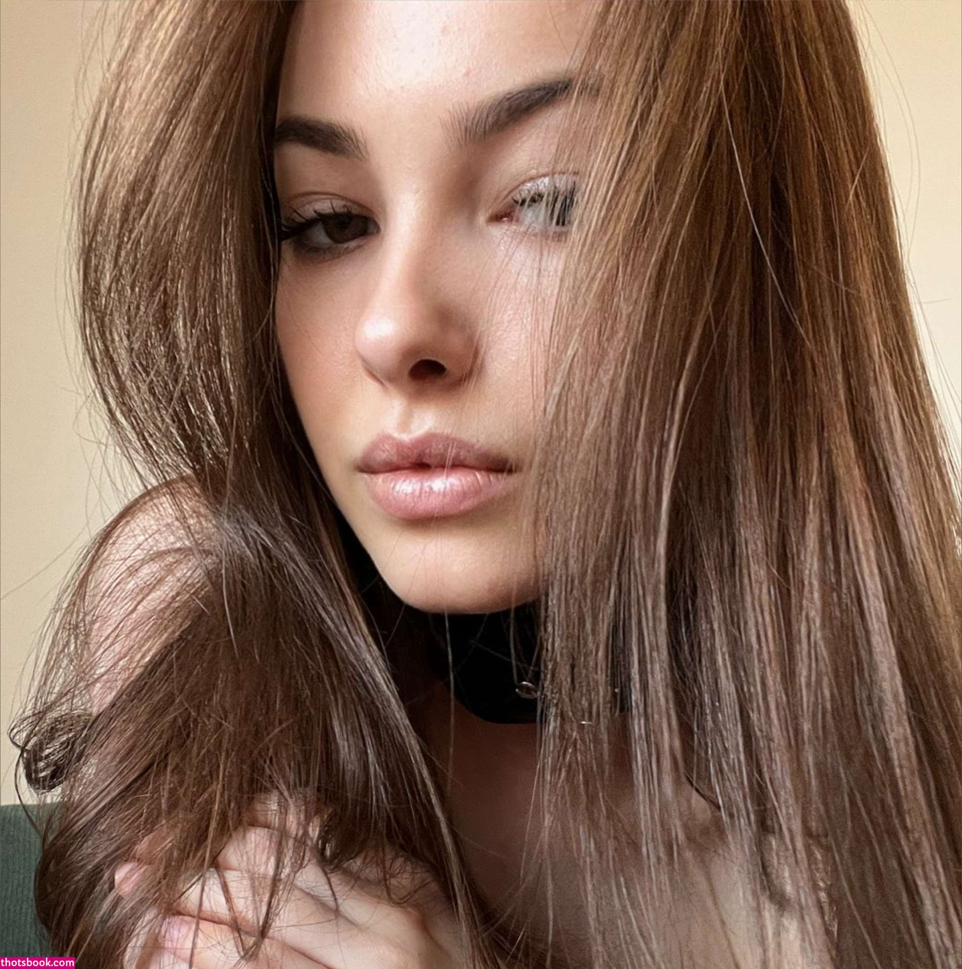 Alice Caprice Photo #3