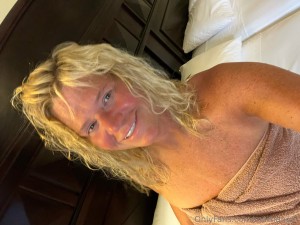 Karen Pennington Photo #10