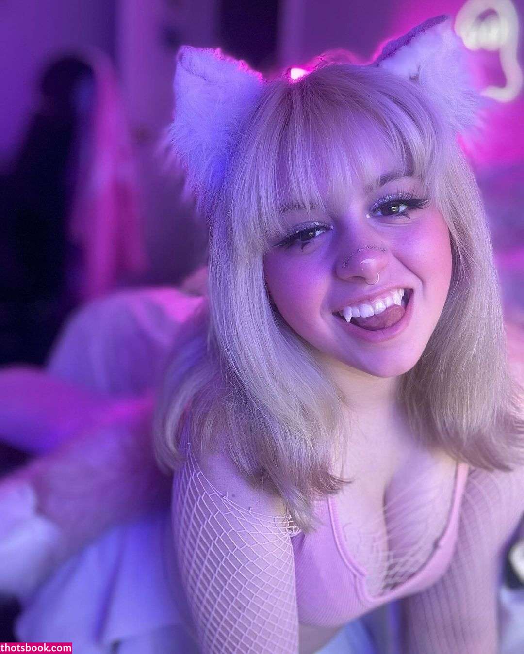 Miss Bunnie Photo #9