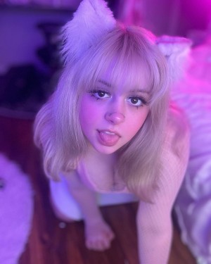 Miss Bunnie Photo #11