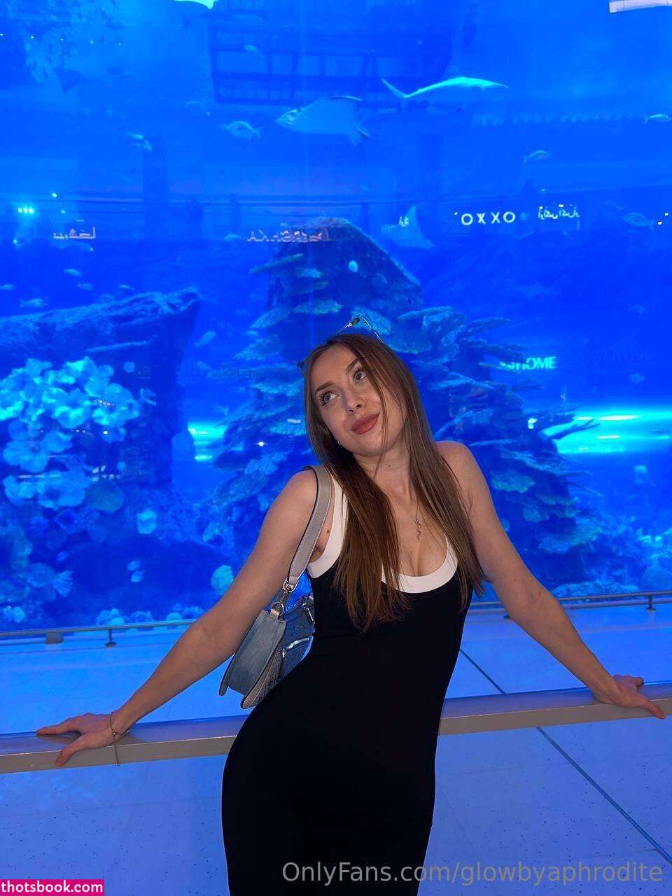 Glowbyaphrodite Photo #2