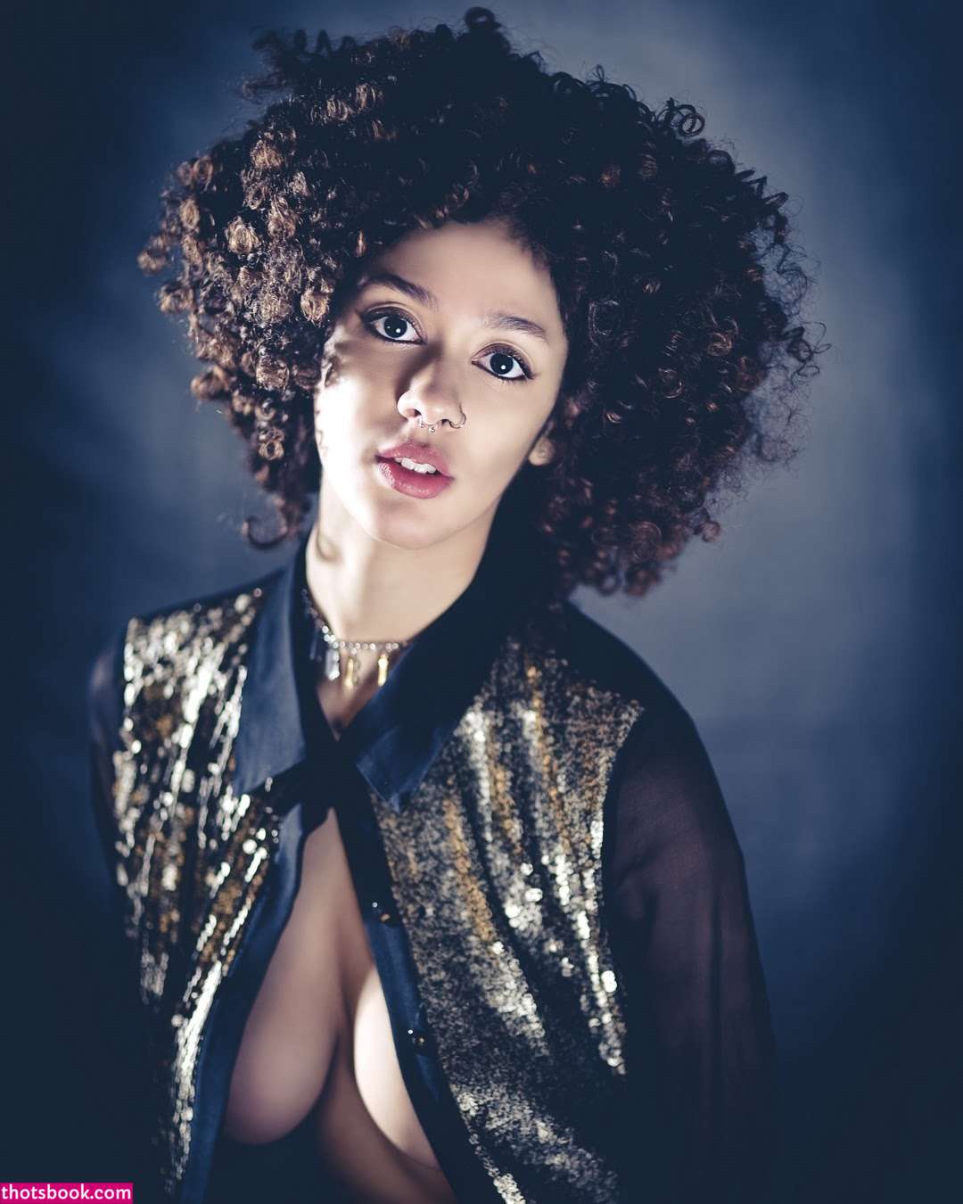 Sophia Macklin Photo #6