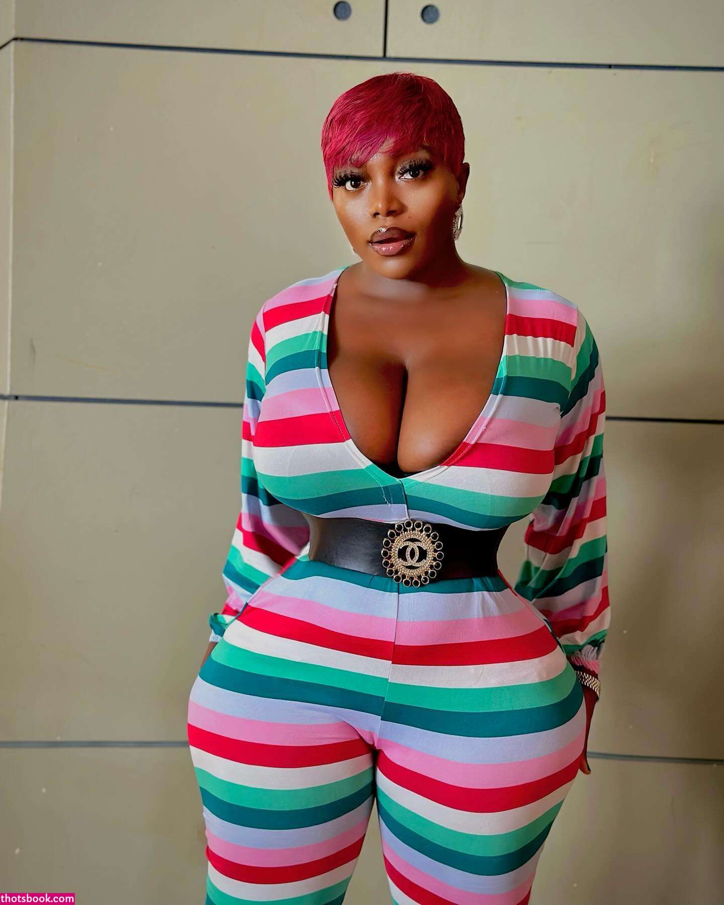 Bossmother Photo #31