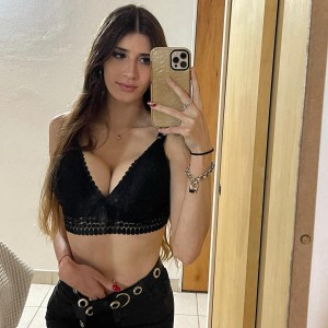 Candela Piani Photo #9