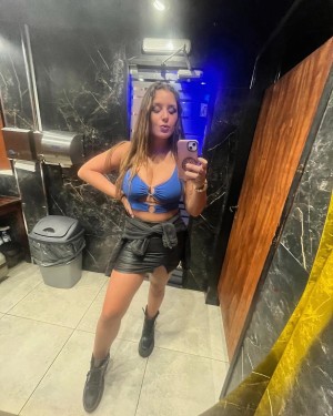 Dani Leiva Photo #21