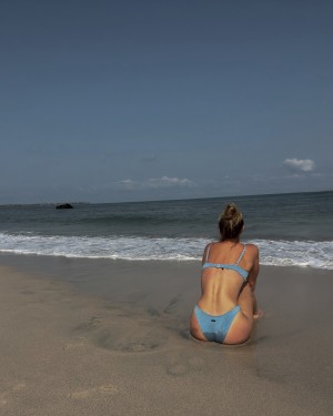 Elizabeth Weber Photo #30