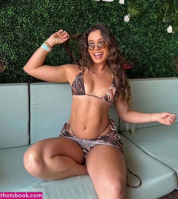 Kaitlin Reagan Photo #5