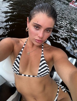 Kaitlin Reagan Photo #8