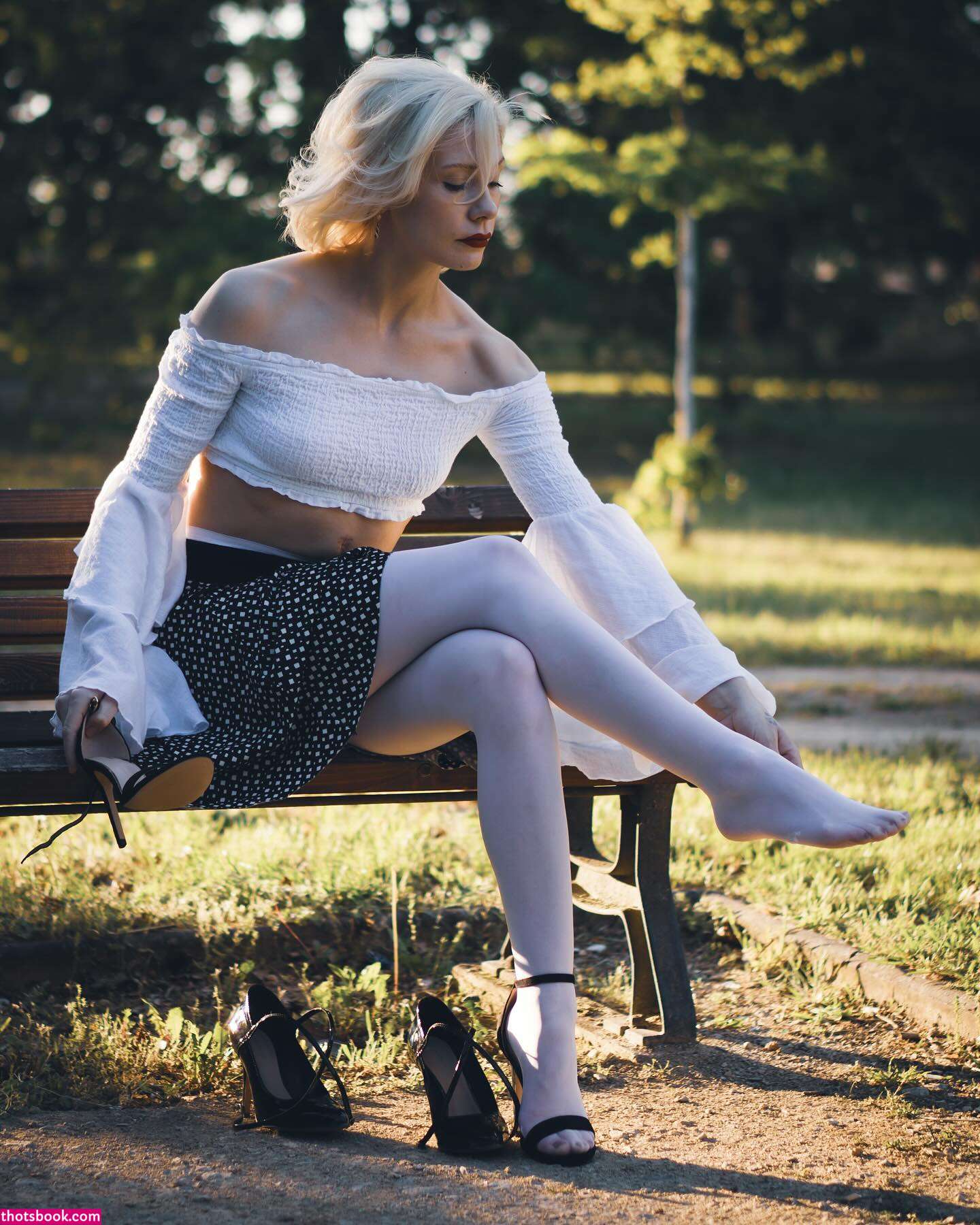 Luna Lotus Photo #25