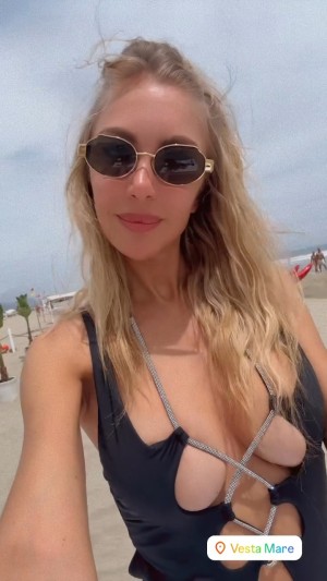 Laura Cremaschi Video #32