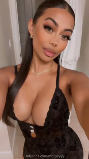 Melissa Calangi Photo #11