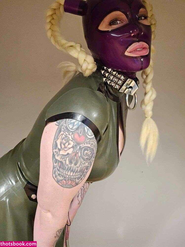 Swerubberdoll Photo #1