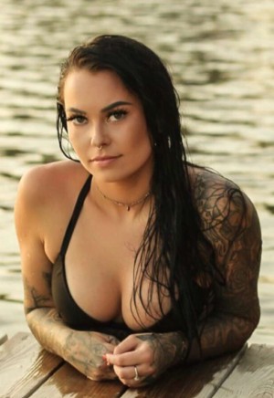 Taylor Lakey Photo #7