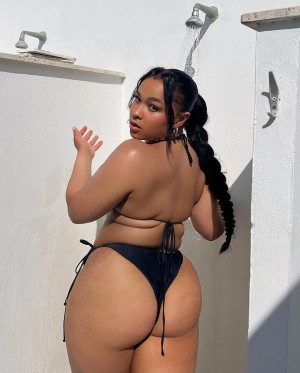 amielatisha Photo #7