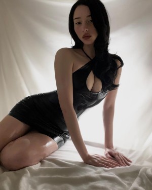 babyv1llain Photo #17