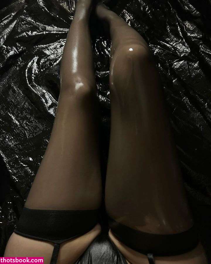 babyv1llain Photo #27