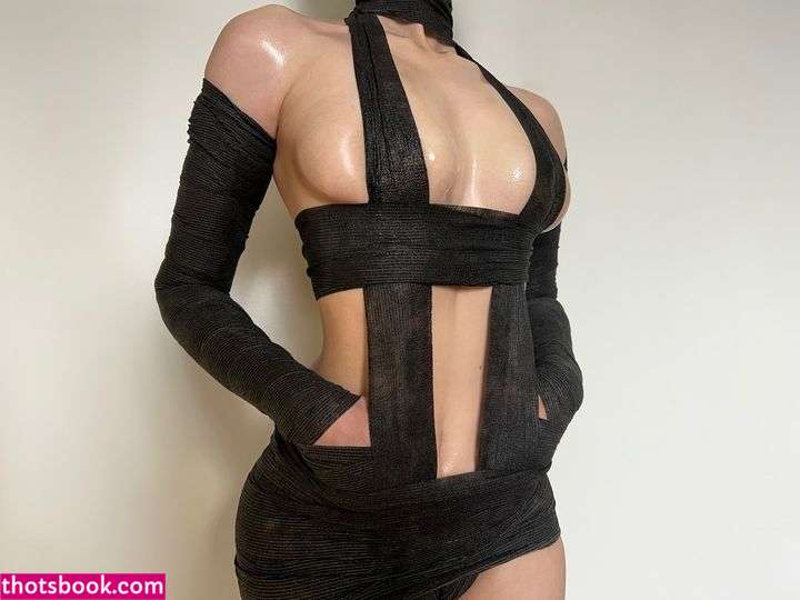 babyv1llain Photo #32