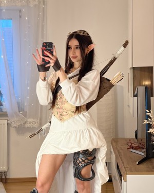 Cata Leyah Photo #31